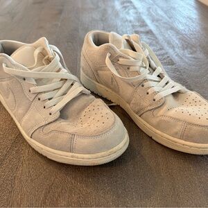 Nike Men's Suede Athletic Shoes